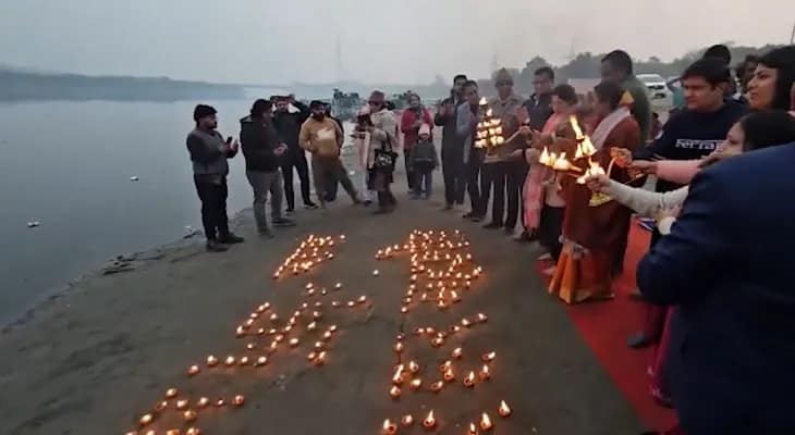 নয়াদিল্লির ছটঘাটে শুরু যমুনা আরতি
