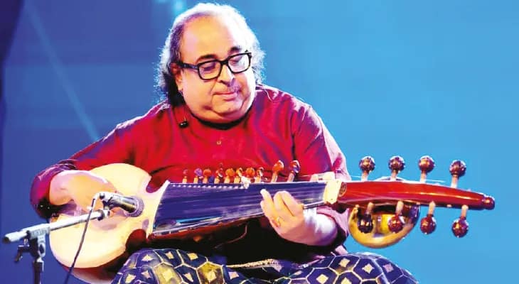 ‘ছোটোবেলায় ২৫ টাকা দিয়ে ডোভার লেনের টিকিট কাটতাম’