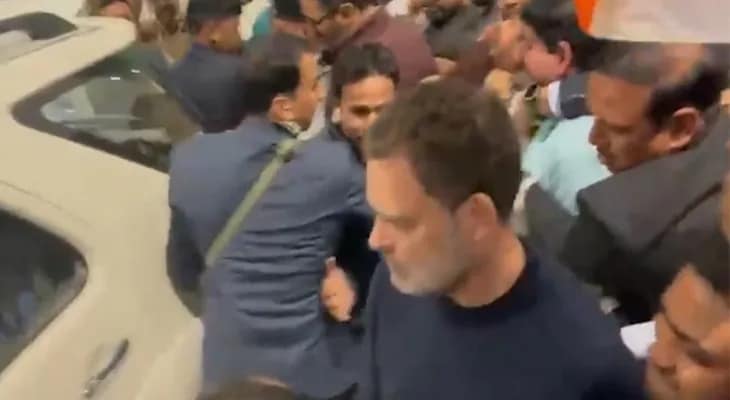 উত্তরপ্রদেশের লখনউতে পৌঁছোলেন কংগ্রেস সাংসদ রাহুল গান্ধী