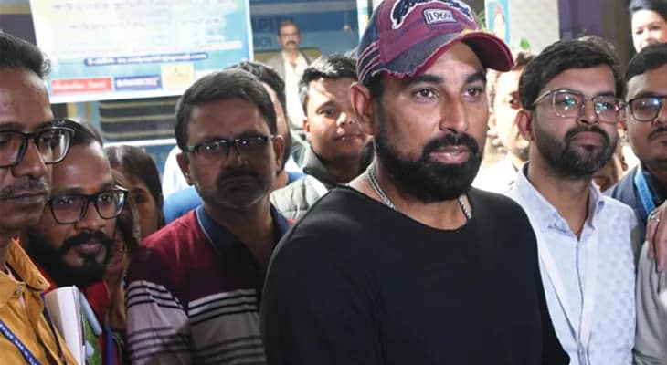 এসআইআরের শুনানিতে কাতজুনগর হাইস্কুলে হাজির ক্রিকেটার মহম্মদ সামি