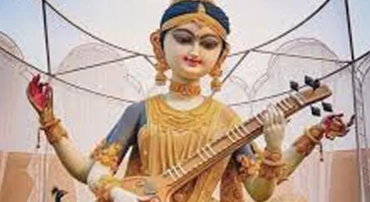 সরস্বতী পুজোতে কান্দি ও ভরতপুরে থিমের ছড়াছড়ি