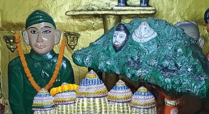 জন্মদিনে নেতাজির পুজো