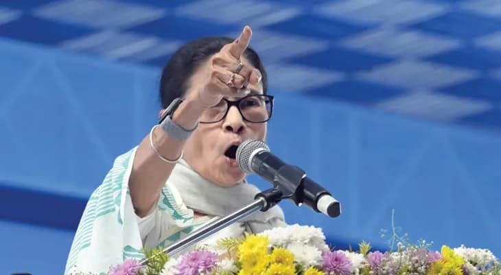 বিজেপিকে বাংলা দখল করতে দেব না, তোপ মমতার
