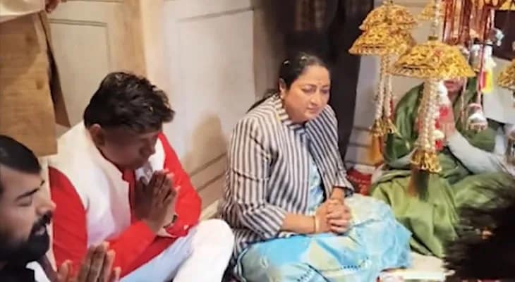 দিল্লির যোগমায়া মন্দিরে এলেন মুখ্যমন্ত্রী রেখা গুপ্তা