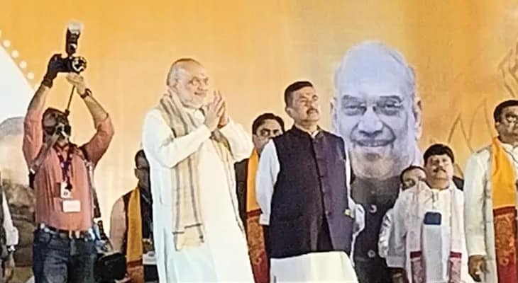 নাজিরাবাদের আগুন নিয়ে তোপ অমিত শাহের