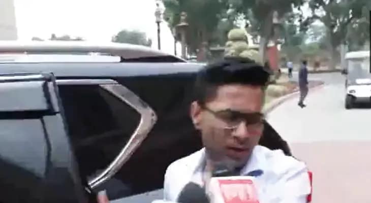 বাজেট না দেখে কোনও মন্তব্য করব না, সংসদে প্রবেশের আগে জানালেন তৃণমূল সাংসদ অভিষেক বন্দ্যোপাধ্যায়