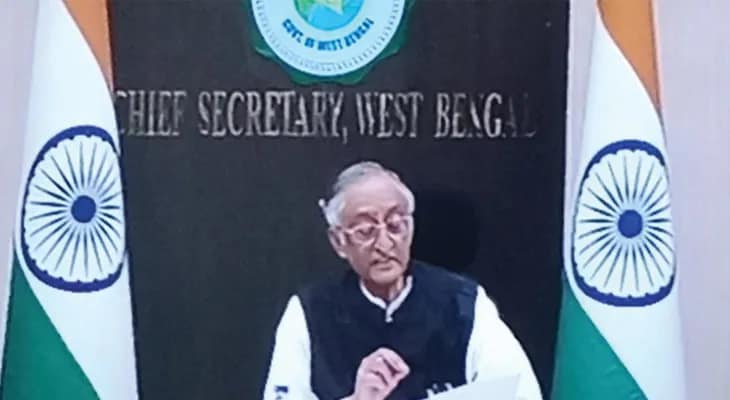 কেন্দ্রীয় বাজেট নিয়ে নবান্নে সাংবাদিক সম্মেলনে মুখ্যমন্ত্রী এবং অর্থ দপ্তরের মুখ্য উপদেষ্টা অমিত মিত্র