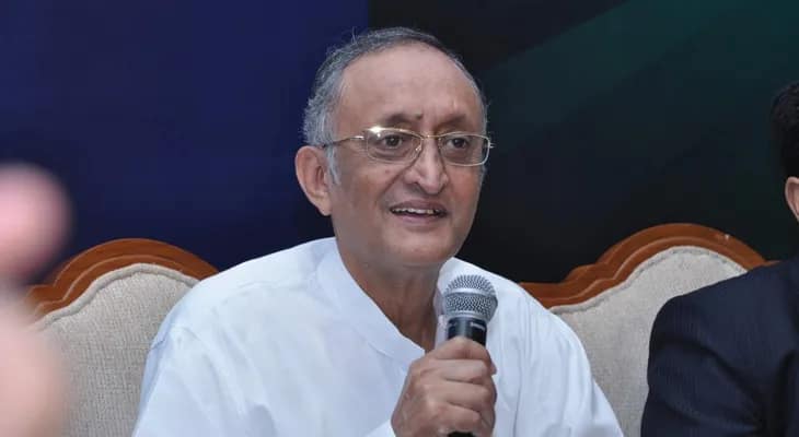 তিনমাসে চাকরিহারা ৩ কোটি! বেকারত্ব নিয়ে বাজেটে নিশ্চুপ কেন্দ্র: অমিত মিত্র