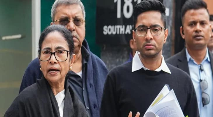 কেন টার্গেট বাংলা? নির্বাচন কমিশন এতো কেন অহংকারী? প্রশ্ন মমতার