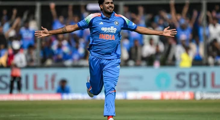 চোটের কারণে টি-২০ বিশ্বকাপে ভারতীয় দল থেকে ছিটকে গেলে হর্ষিত রানা: সূত্র