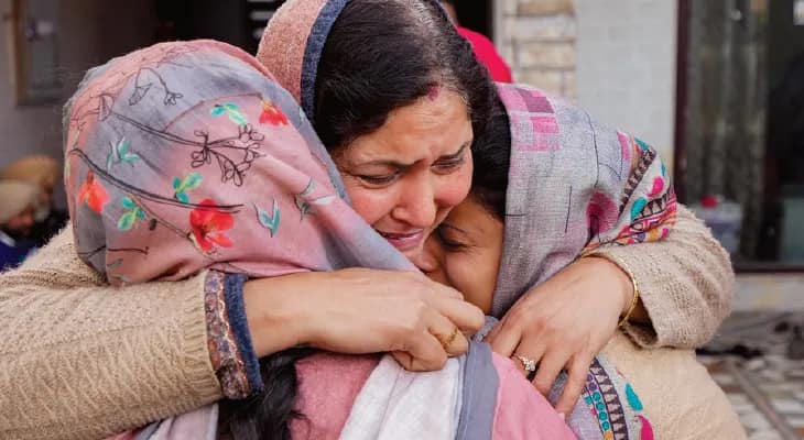 প্রকাশ্যে আপ নেতাকে গুলি করে খুন পাঞ্জাবে