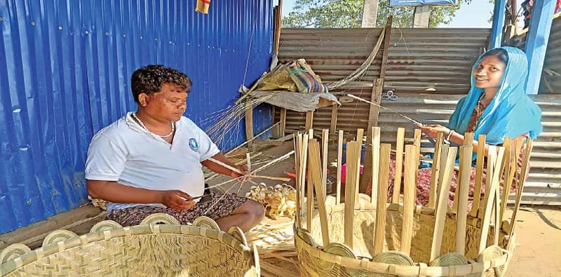 বাম্বু মিশনের সুবিধা থেকে বঞ্চিত কয়েক হাজার শিল্পী, ভোটের আগে ভোলানো হচ্ছে, কটাক্ষ তৃণমূলের