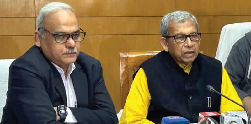 জার্মান সংস্থাকে সঙ্গে নিয়ে ইছামতী ও জলঙ্গি মাস্টার প্ল্যান বানাবে রাজ্য, খাল সংস্কার কর্মীরা পাবেন ‘সেফটি সুট’ , মউ আগামী সপ্তাহে