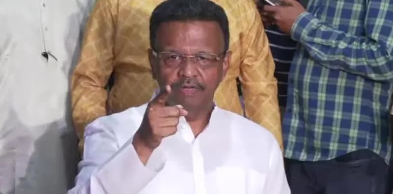 ভোটের আগে নোট, পরে কাঁচকলা দেখায় বিজেপি, কটাক্ষ ফিরহাদের