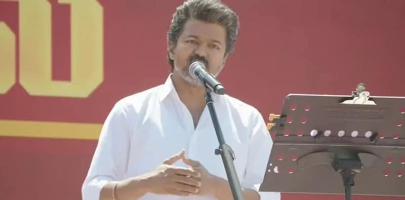 তামিলনাড়ুর সালেমে বক্তব্য রাখছেন টিভিকে প্রধান বিজয়