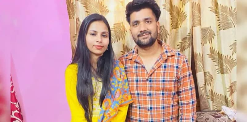দিল্লিতে বন্ধ গাড়ি থেকে উদ্ধার যুগলের গুলিবিদ্ধ দেহ