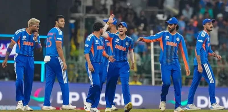 ভারত ঝড়ে বিপর্যস্ত পাকিস্তান, ৬১ রানে জিতল সূর্যকুমাররা