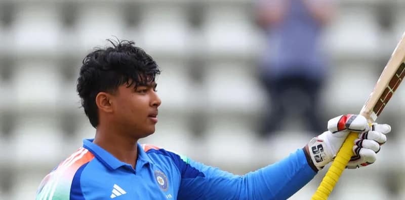 পরীক্ষা দেওয়া হচ্ছে না বৈভবের