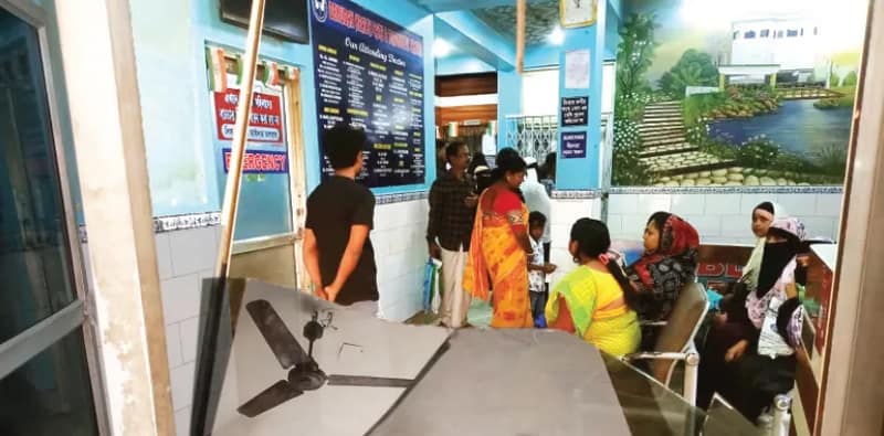চিকিৎসায় গাফিলতির অভিযোগ, বাঁকড়ায় নার্সিংহোমে তুমুল ভাঙচুর
