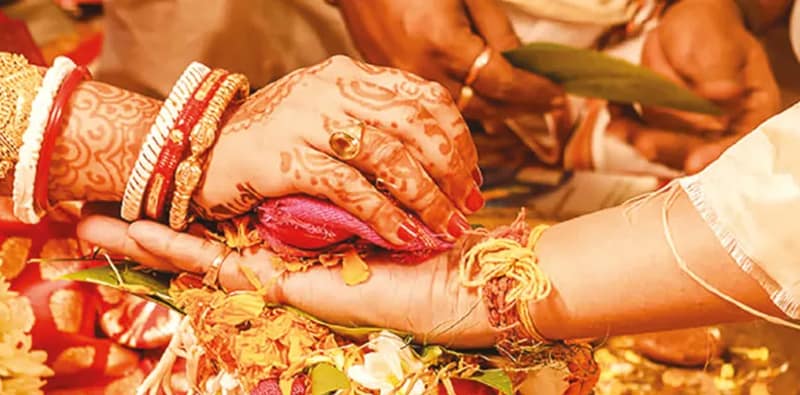পাত্র চাই