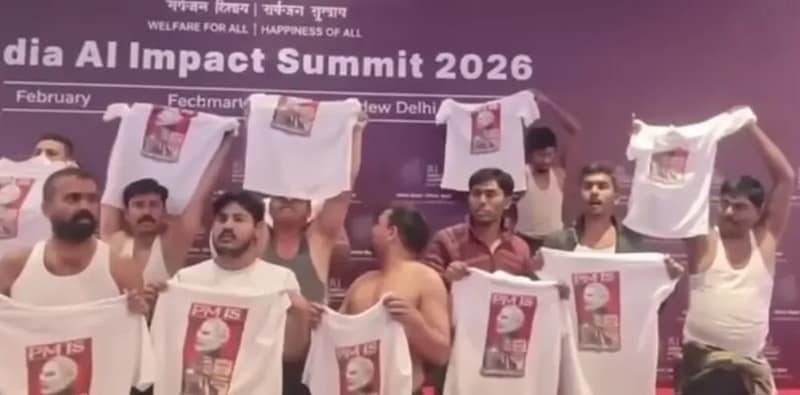 এআই সম্মেলনে যুব কংগ্রেসের জামা খুলে প্রতিবাদের মধ্যে নেপালের জেন জি বিক্ষোভের ছায়া আছে: আদালতে দিল্লি পুলিশ