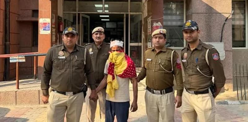 দিল্লিতে ৩৫ বছরের মহিলাকে বাড়ির প্রথম তলা থেকে ধাক্কা মেরে হত্যা, গ্রেফতার স্বামী