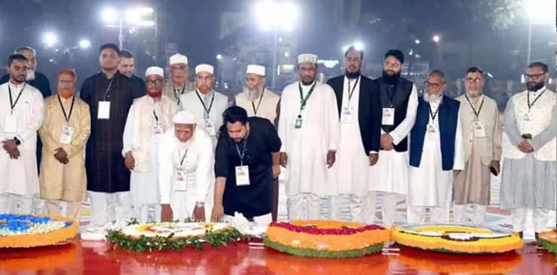 প্রথমবার ভাষা শহিদদের শ্রদ্ধা জামাতের, ঢাকায় বিক্ষোভের মুখে দলের প্রধান