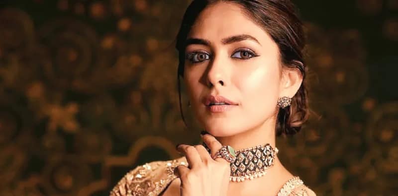 সঠিক মানুষের অপেক্ষায় রয়েছি