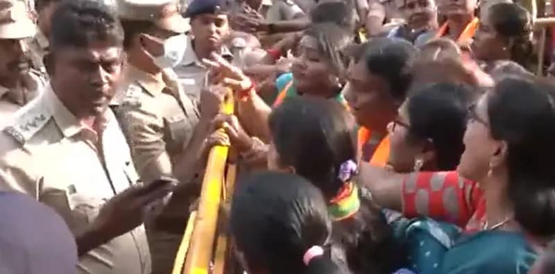 এআই সামিটে যুব কংগ্রেসের বিক্ষোভের বিরুদ্ধে তামিলনাড়ু বিজেপির মহিলা মোর্চা