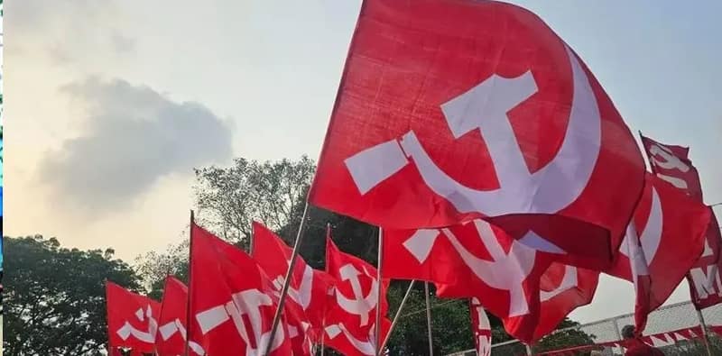 মুসলিম মৌলবাদী শক্তি একত্রিত হতে চাইছে বাংলায়, বলছে সিপিএমের পলিটব্যুরো