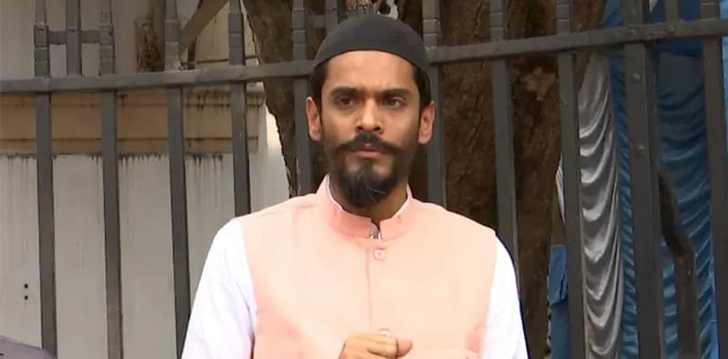 আইএসএফ প্রার্থী নৌশাদ সিদ্দিকির গাড়িতে হামলার অভিযোগ