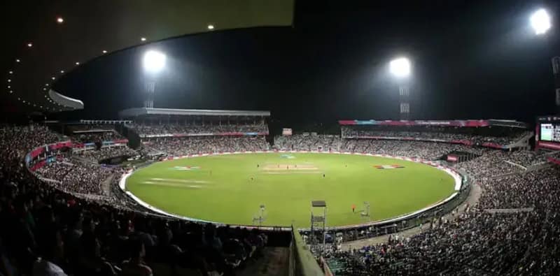 ইডেনে অনিশ্চিত বিশ্বকাপের সেমি-ফাইনাল