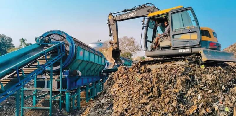 সরানো হচ্ছে রামচন্দ্রপুর ভাগাড়ের আবর্জনা, ফাঁকা স্থানে প্লাস্টিক প্লান্ট