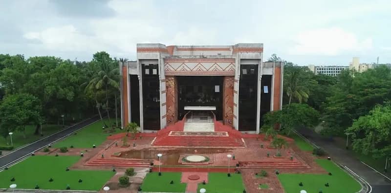 ১ কোটি ৪৫ লক্ষ টাকার চাকরির অফার পেলেন আইআইএম কলকাতার পড়ুয়া