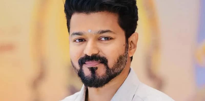 বিচ্ছেদের পথে বিজয়