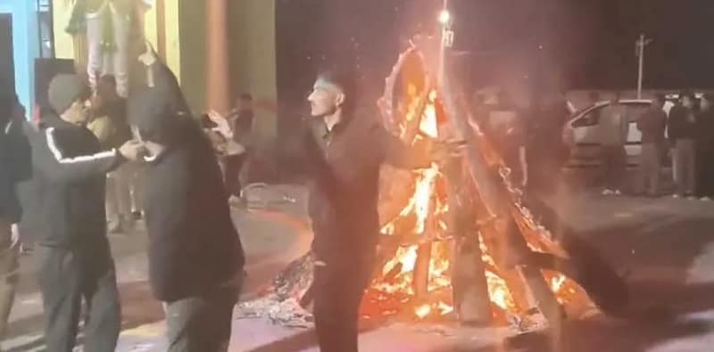 উত্তরাখণ্ডের গাঢ়ওয়ালে হোলিকা দহন অনুষ্ঠান শুরু