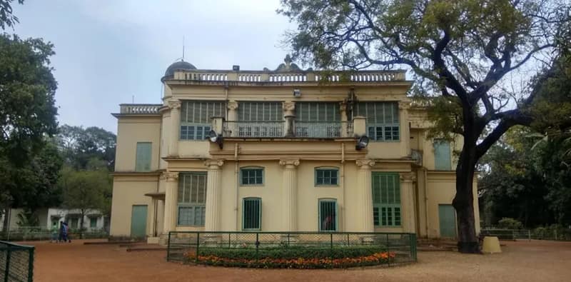 বাংলা বিভাগে অধ্যাপক নিয়োগে অনিয়মের অভিযোগ, বিশ্বভারতীর উপাচার্যকে তলব করল জাতীয় তফসিলি ও জনজাতি কমিশন