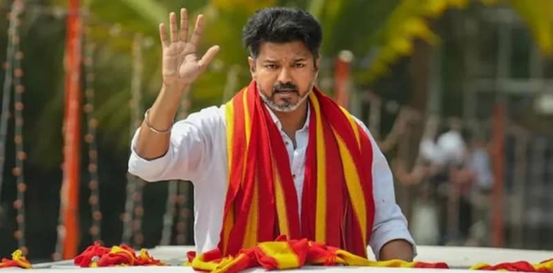 কারুরে টিভিকে-র সমাবেশে পদপিষ্ট হয়ে ৪১ জনের মৃত্যুর ঘটনায় জিজ্ঞাসাবাদের জন্য বিজয়কে ফের সমন সিবিআইয়ের