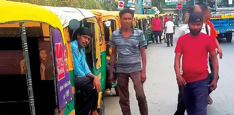 উত্তর শহরতলিতে বেনজির এলপিজি সংকট