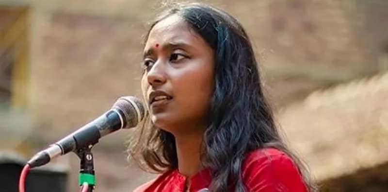 সিপিএমের যুব নেত্রী দীপ্সিতা ধরের সভাস্থলে বিজেপির পতাকা খোলার অভিযোগে থানায় লিখিত অভিযোগ দু'পক্ষের