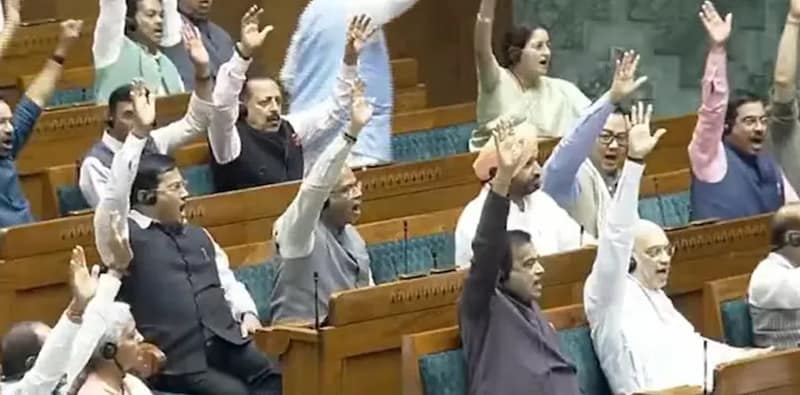 স্পিকারের বিরুদ্ধে আনা বিরোধীদের অনাস্থা প্রস্তাব খারিজ ধ্বনি ভোটে