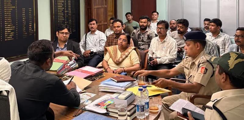 রান্নার গ্যাসের সংকট, ডিলার-ডিস্ট্রিবিউটরদের নিয়ে বৈঠকে প্রশাসন