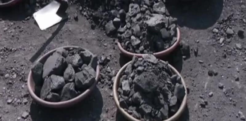 দুষ্কৃতী-তাণ্ডব, কয়লা চুরিতে বাধা পেয়ে তৃণমূল কার্যালয়ে ভাঙচুর