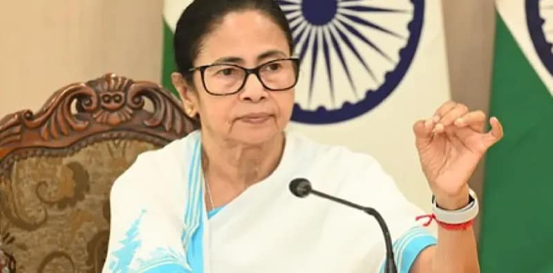 গ্যাসের কালোবাজারি বন্ধে কঠোর মমতা, কমিটি গঠন
