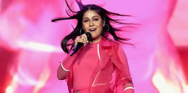 কলকাতায় সুনিধির অনুষ্ঠান পিছল