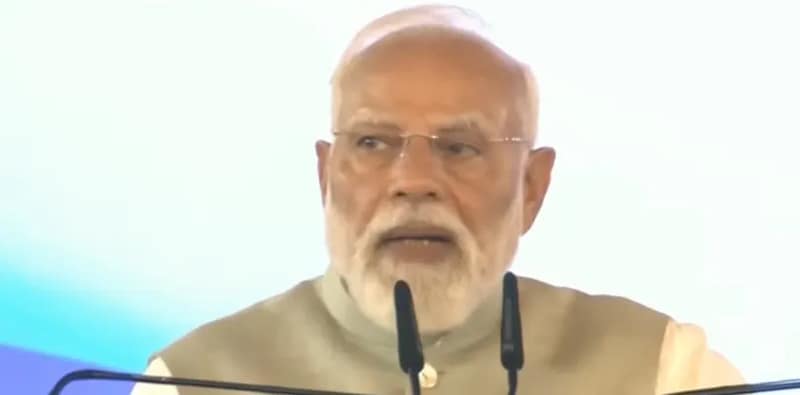 ব্রিগেডে প্রশাসনিক সভা থেকে একাধিক প্রকল্পের শিলান্যাস ও উদ্বোধন প্রধানমন্ত্রীর