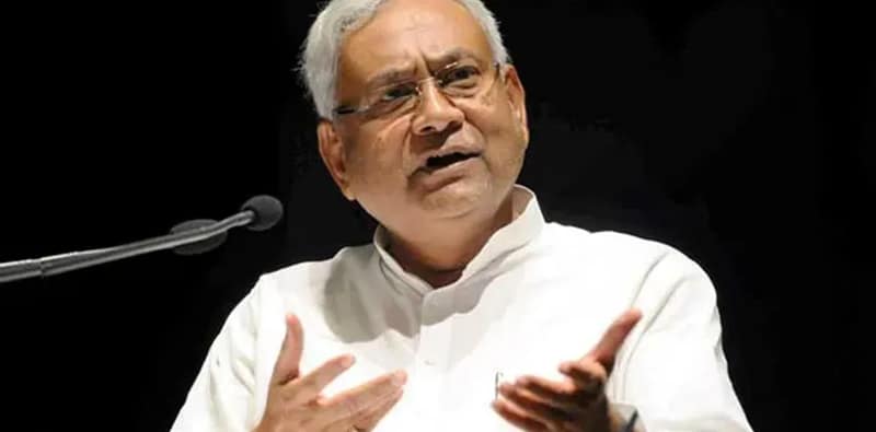 মমতা-কেজরির জন্যই ‘ইন্ডিয়া’ ছাড়েন নীতীশ, দাবি জেডিইউ নেতার