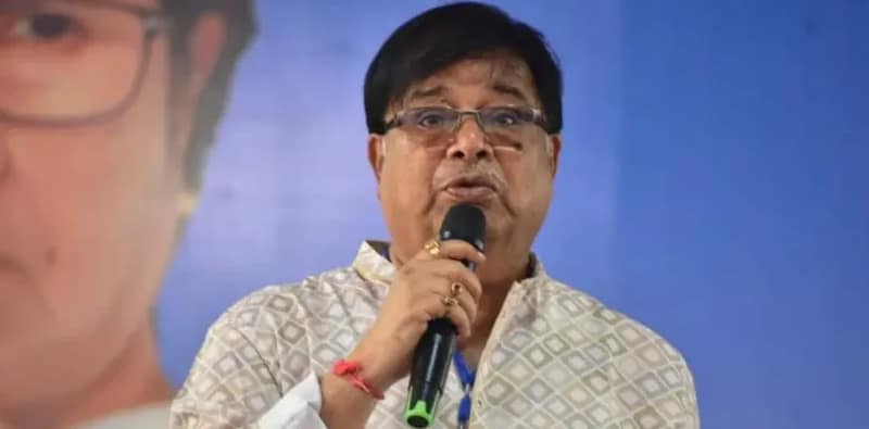 দিনহাটায় তৃণমূলের প্রার্থী উদয়ন গুহ