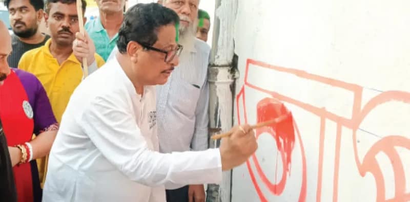 সুজিত-অদিতি-তাপসেই আস্থা প্রার্থী ঘোষণা হতেই প্রচার শুরু