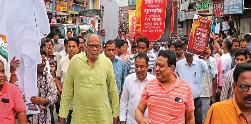 তহবিলের টাকা খরচ নিয়ে তরজা, উন্নয়নে আস্থা চন্দ্রনাথ সিংহের